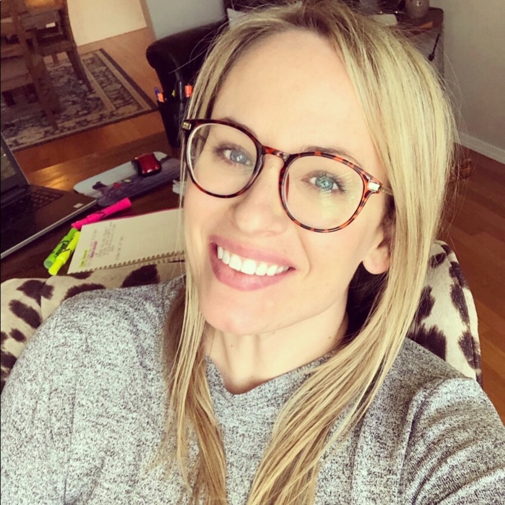 Meet your Posher, Becky